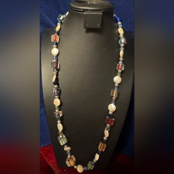 Vintage Jewelry - Vintage Multicolored Beaded Art Glass Necklace